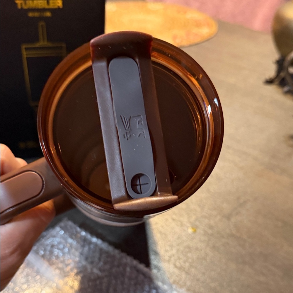 Stanley Quencher H2.0 Tumbler in Dark Brown - Picture 5 of 6